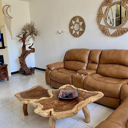 Bali, Kuta, De Kubu Villa No1 Legian Kültér fotó