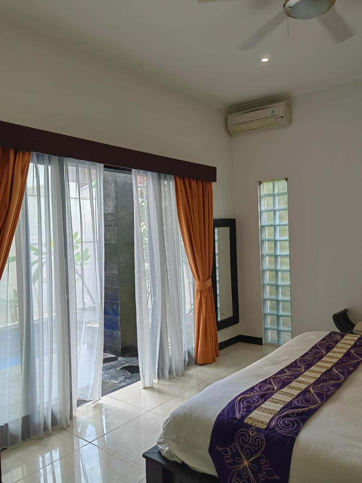 Bali, Kuta, De Kubu Villa No1 Legian Kültér fotó